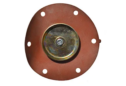 MEMBRANA POMPY PALIWA – SZKLANY OSADNIK SYRENA